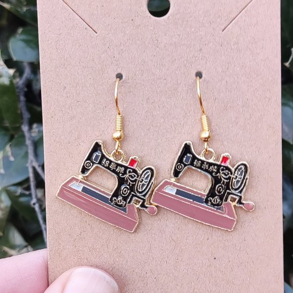 Vintage Sewing Machine Earrings - Picture 1 of 8